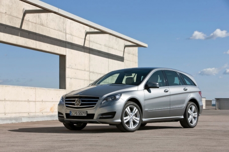 Auto-Flirt_4_Mercedes_R_Klasse.jpg