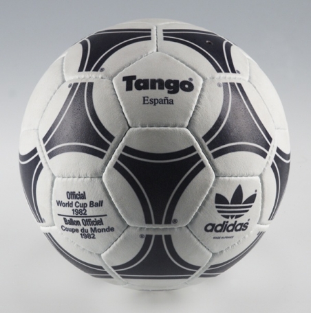 WM-Spielball-tango2.jpg